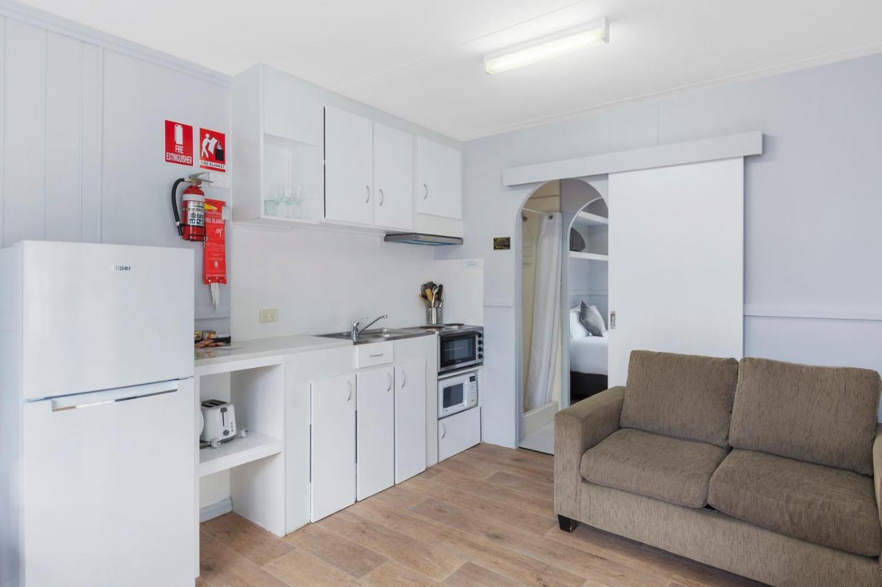 Tabourie Lake Wairo Beach Holiday Park מראה חיצוני תמונה