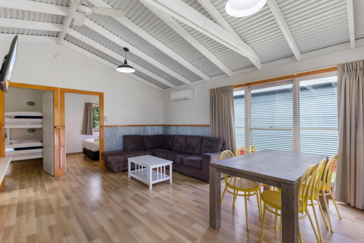 Tabourie Lake Wairo Beach Holiday Park מראה חיצוני תמונה