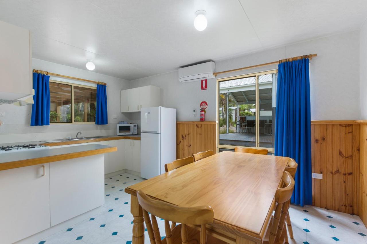 Tabourie Lake Wairo Beach Holiday Park מראה חיצוני תמונה