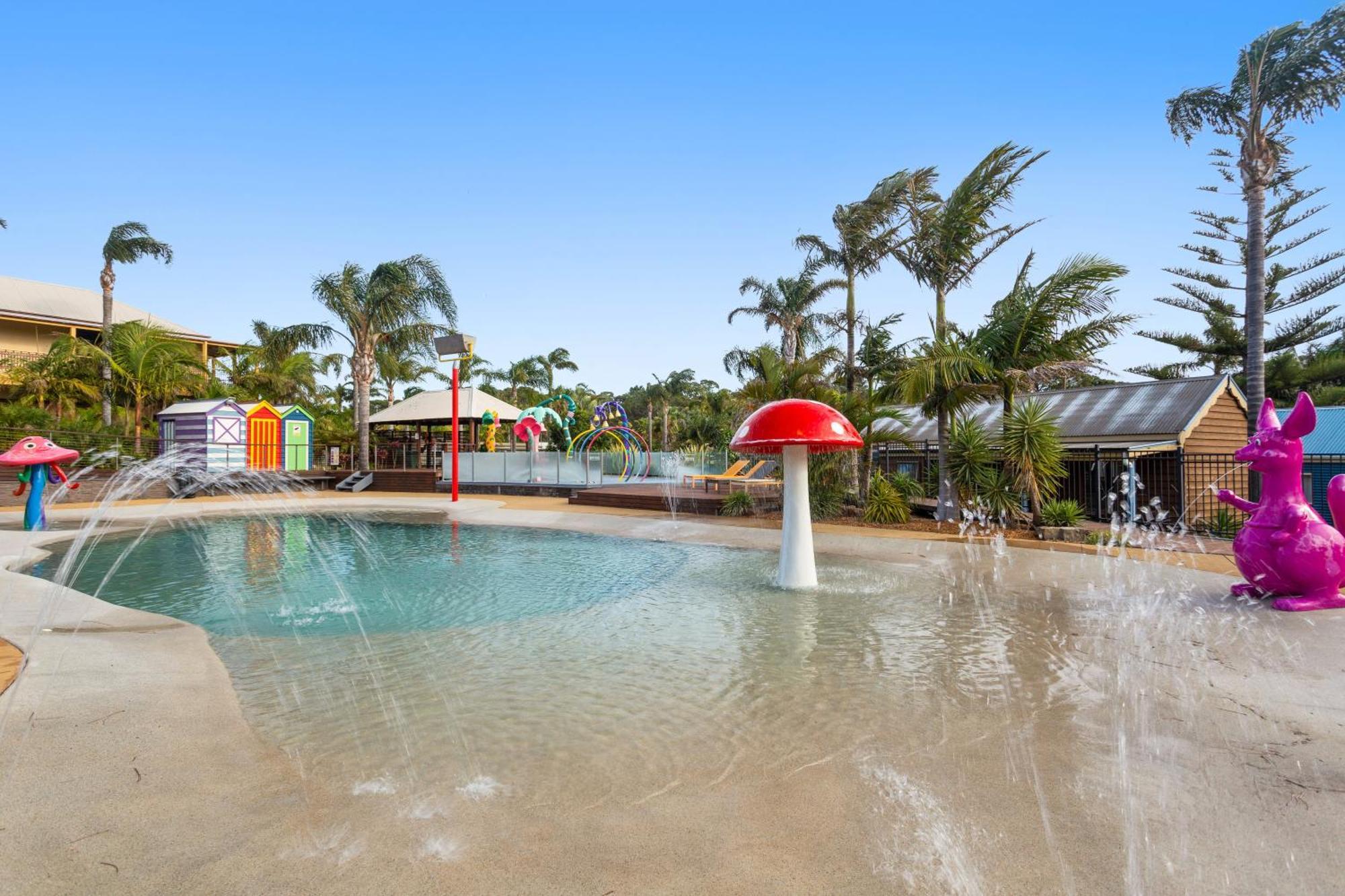 Tabourie Lake Wairo Beach Holiday Park מראה חיצוני תמונה